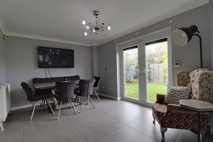 5 Bedroom Detached House For Sale In Cheriton Way, Wistaston, Crewe, CW2