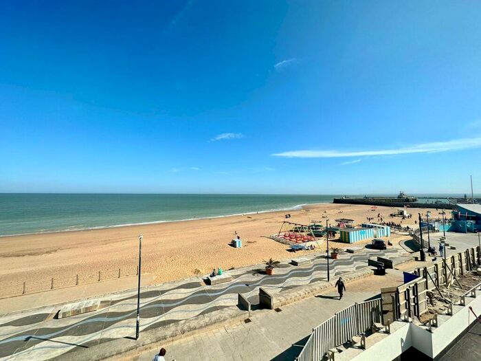 2 Bedroom Apartment To Rent In Royal Sands, Ramsgate, CT11