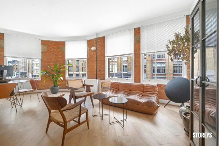 2 Bedroom Apartment To Rent In Garden Walk, Shoreditch, London, EC2A