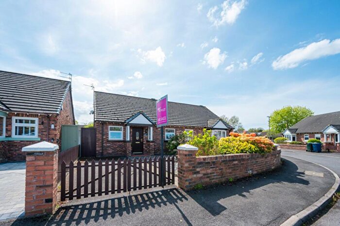 2 Bedroom Bungalow For Sale In Lady Anne Close, Scarisbrick, L40