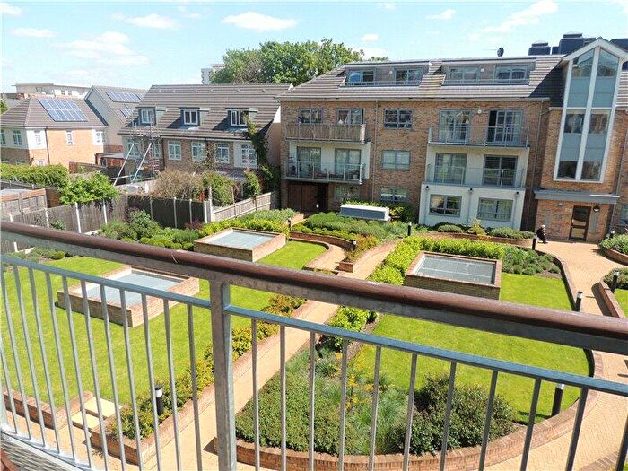 2 Bedroom Apartment To Rent In Dunedin Court, Sydenham Road, Croydon, CR0