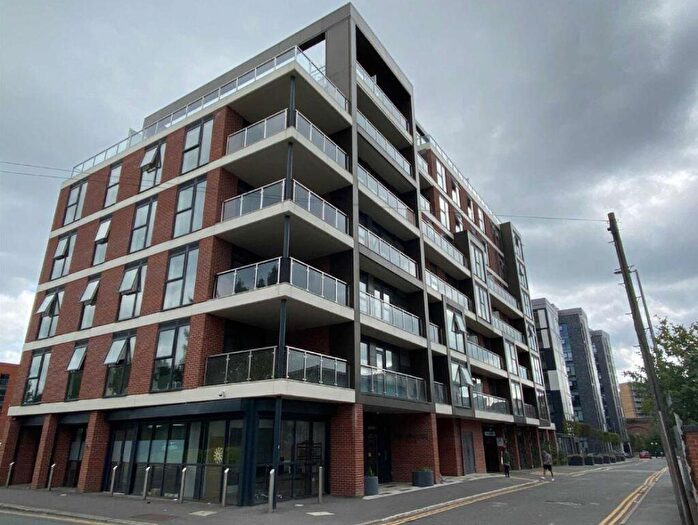 1 Bedroom Apartment For Sale In Bridgewater Gate, Woden Street, Salford, M5