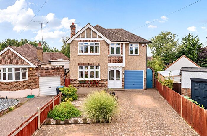 4 Bedroom Detached House For Sale In Strangeways, Watford, WD17