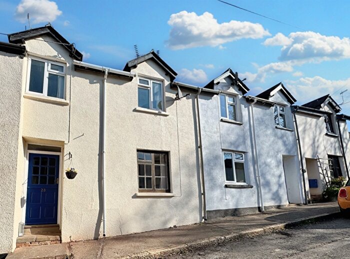 3 Bedroom Terraced House For Sale In Higher Street, Hatherleigh, Okehampton, Devon, EX20