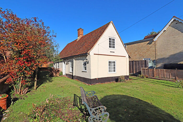 2 Bedroom Cottage To Rent In Gaston Street, East Bergholt, CO7