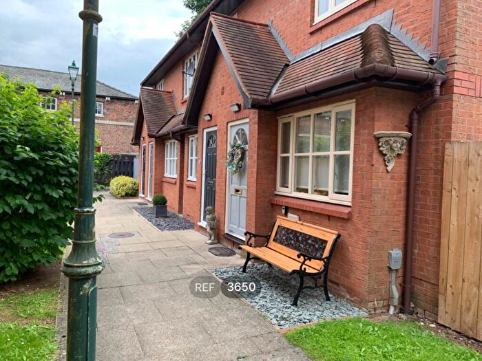 2 Bedroom Property To Rent In St. Marys Lane, Beverley, HU17