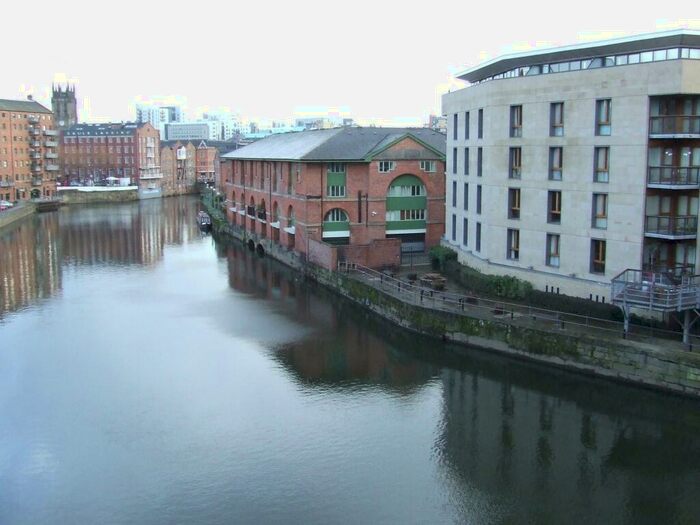 1 Bedroom Flat To Rent In Bridge End, Leeds, West Yorkshire, LS1