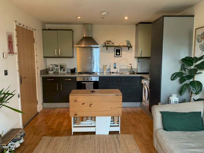 1 Bedroom Flat To Rent In St. Martins Court, Portland Street, Bristol, Gloucestershire, BS16