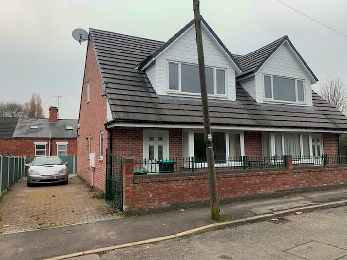 2 Bedroom Semi-Detached House To Rent In Grove Street, Mansfield Woodhouse, Nottingham, NG19