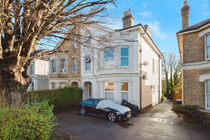 1 Bedroom Flat For Sale In Upper Grosvenor Road, Tunbridge Wells, TN1