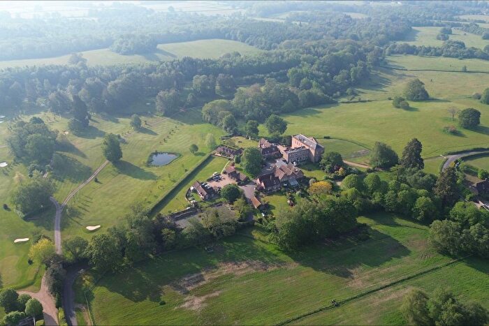 5 Bedroom Terraced House For Sale In Shillinglee Park, Chiddingfold, GU8
