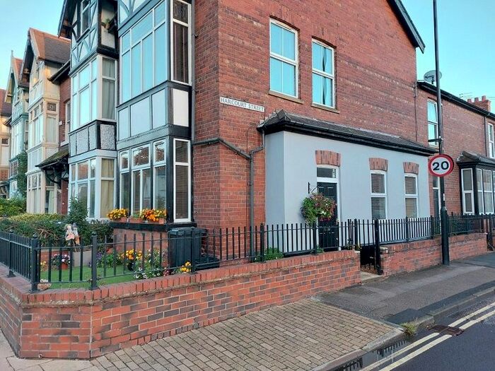1 Bedroom Flat To Rent In Harcourt Street, York, YO31