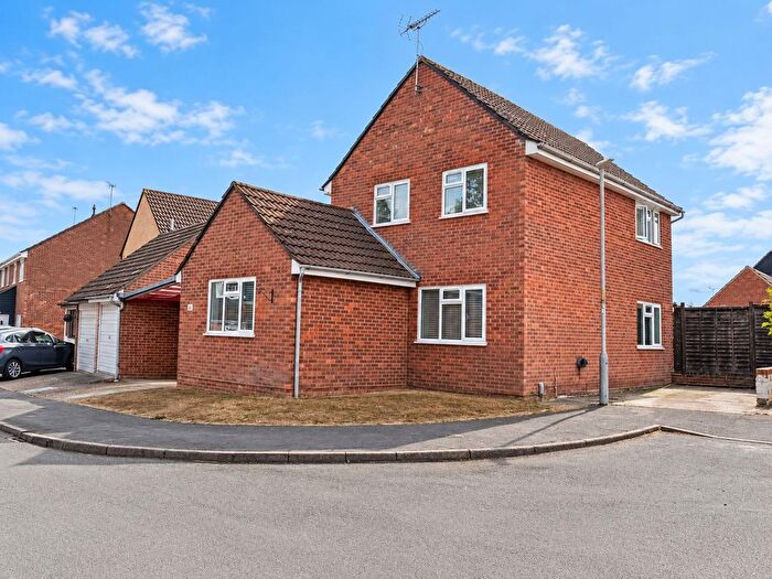 4 Bedroom Detached House For Sale In Blackwater Avenue, Colchester, CO4