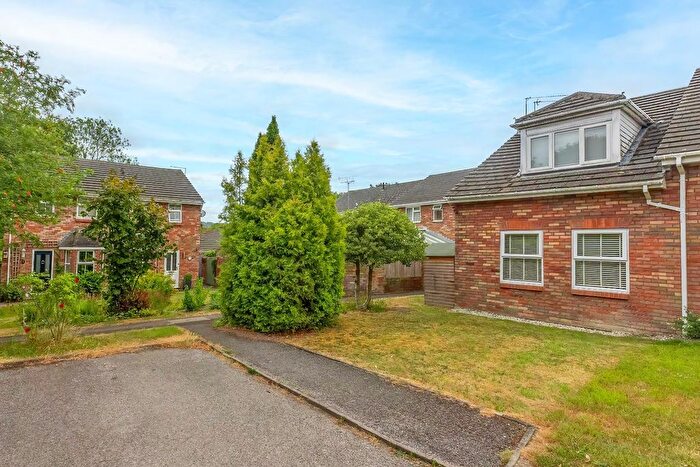 1 Bedroom Terraced House To Rent In Lakeside, Tring, HP23