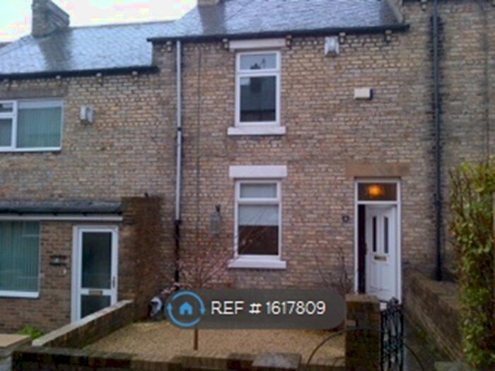 2 Bedroom Terraced House To Rent In Clifford Gardens, Ryton, NE40