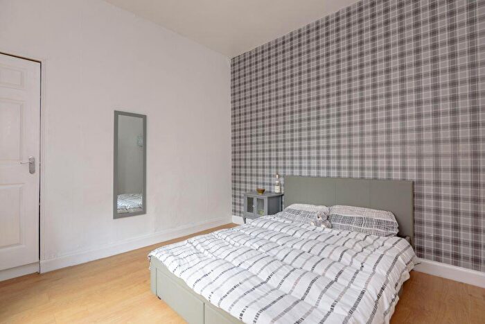 2 Bedroom Flat For Sale In School Road, East Linton, East Lothian, EH40