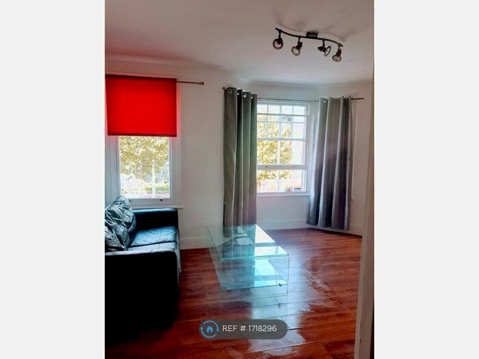 1 Bedroom Flat To Rent In Plough Lane, London, SW19