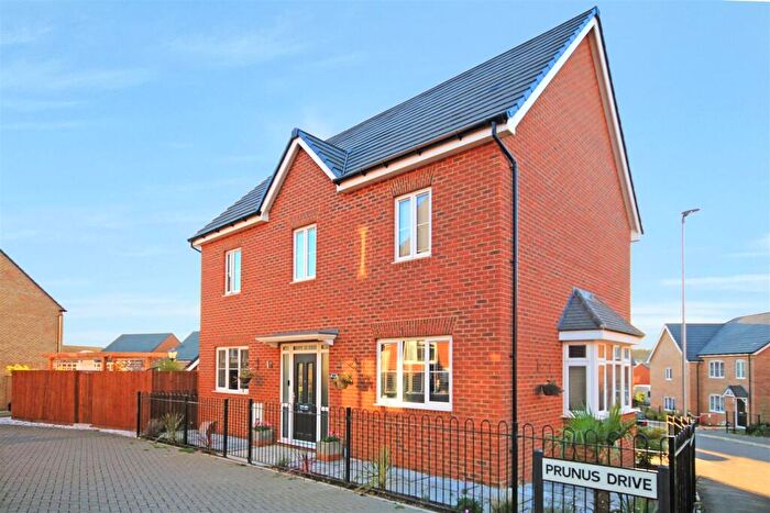 4 Bedroom Detached House For Sale In Prunus Drive, Wellingborough, NN8