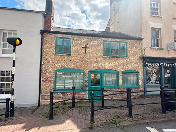 3 Bedroom Terraced House For Sale In High St, Newnham, GL14