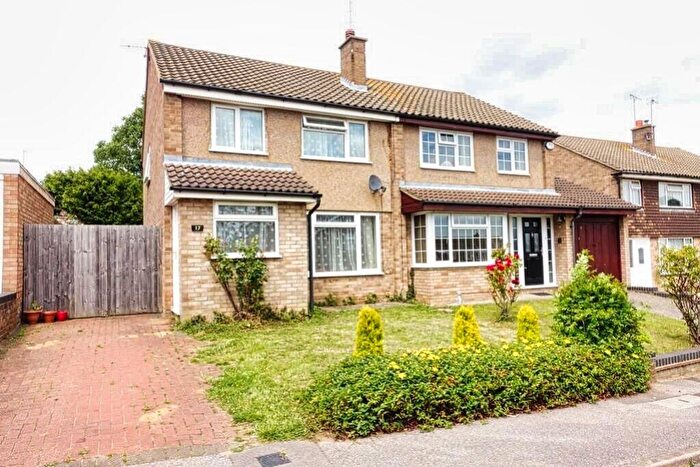 3 Bedroom Semi-Detached House To Rent In Kipling Road, Bletchley, Milton Keynes, Buckinghamshire, MK3