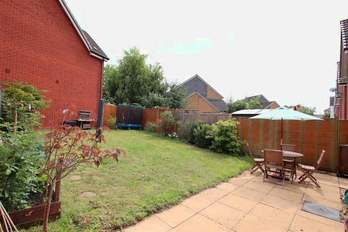 3 Bedroom Town House For Sale In Blakeslee Drive, The Rydons, Exeter, EX2