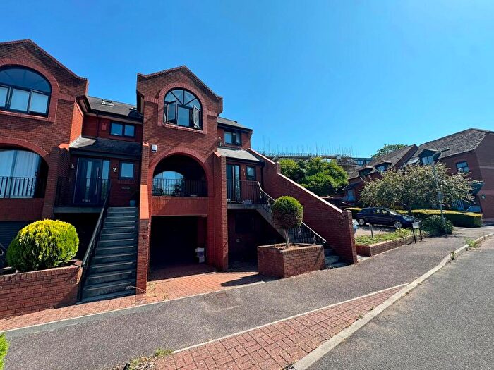 4 Bedroom House To Rent In Old Mill Close, Trews Weir, EX2