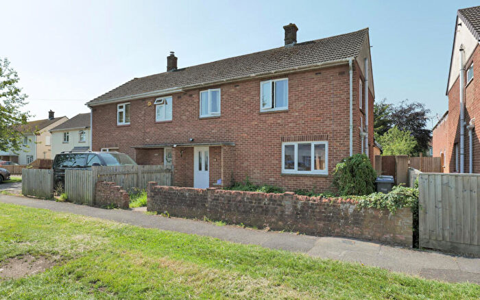 3 Bedroom Semi Detached House For Sale In Granville Road, Melksham, SN12