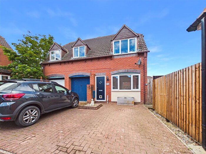 2 Bedroom End Terrace House For Sale In Hasfield Close, Quedgeley, Gloucester, Gloucestershire, GL2