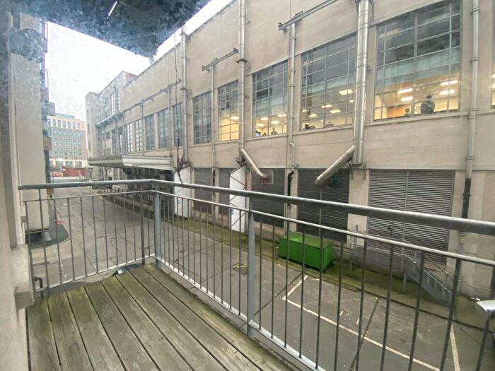 2 Bedroom Apartment For Sale In Waterfront Plaza, Nottingham, NG2