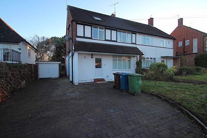 4 Bedroom Semi-Detached House To Rent In Evelyn Drive, Pinner, HA5