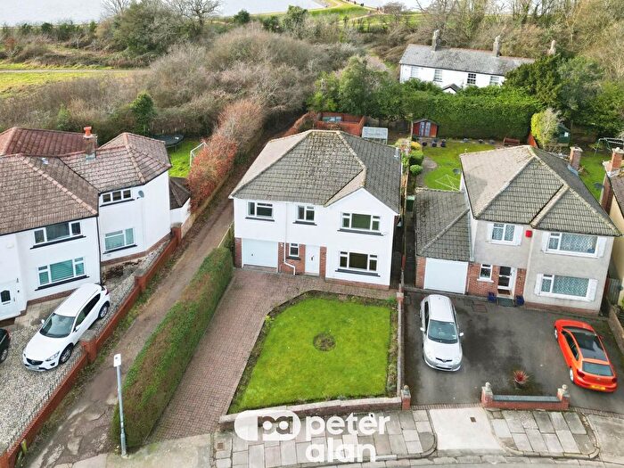 5 Bedroom Detached House To Rent In Black Oak Road, Cyncoed, Cardiff, CF23
