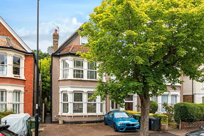 Studio For Sale In Culverley Road, London, SE6