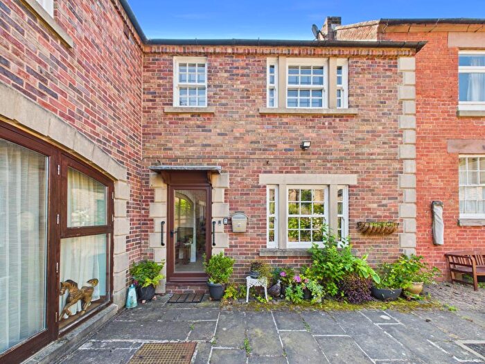 3 Bedroom Semi Detached House To Rent In St. Marys Gate, Wirksworth, DE4