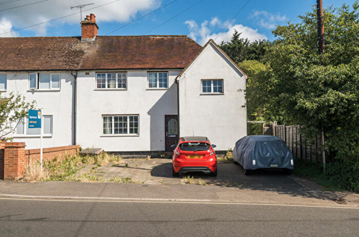 3 Bedroom Semi Detached House For Sale In Old Palace Road, Guildford, Surrey, GU2