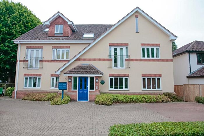 2 Bedroom Apartment To Rent In Five Mile Drive, Oxford, OX2