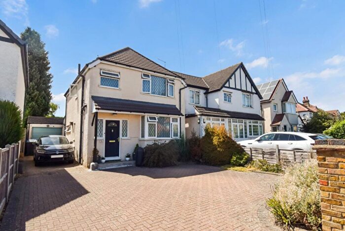 3 Bedroom Detached House For Sale In Taplow Road, Taplow, Buckinghamshire, SL6
