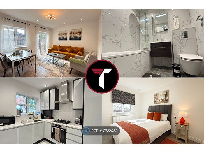 3 Bedroom Terraced House To Rent In Crescent Drive, Aldershot, GU12