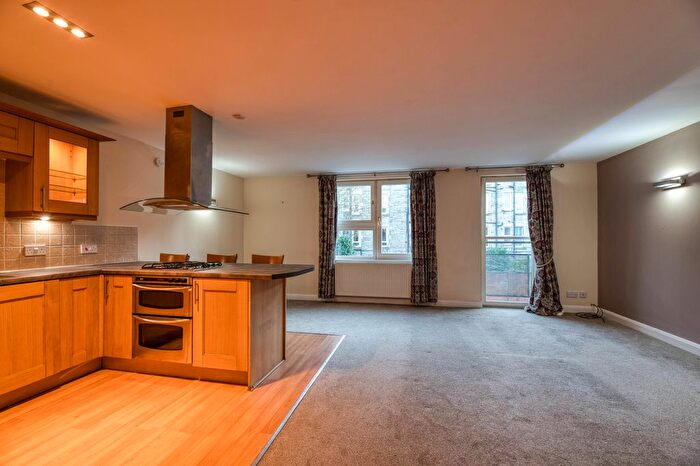 3 Bedroom Terraced House To Rent In Iona Street Lane, Edinburgh, EH6