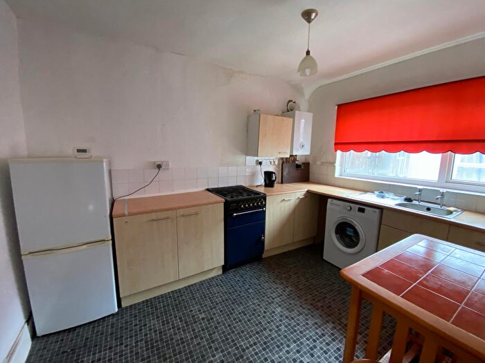 2 Bedroom Flat To Rent In Russian Drive, Liverpool, L13