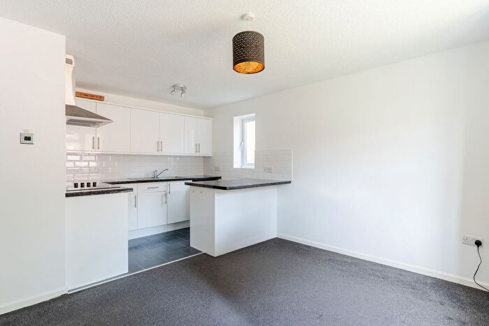 1 Bedroom Flat For Sale In Apseleys Mead, Bradley Stoke, Bristol, BS32