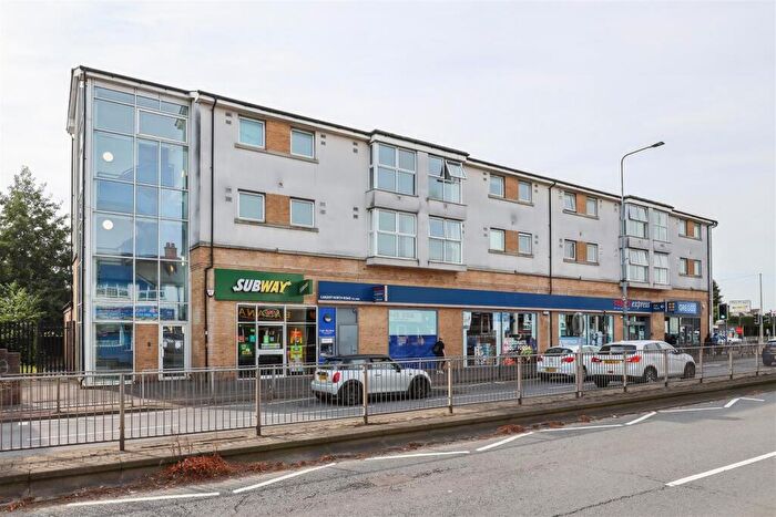 2 Bedroom Apartment To Rent In Parkfield House, CF14