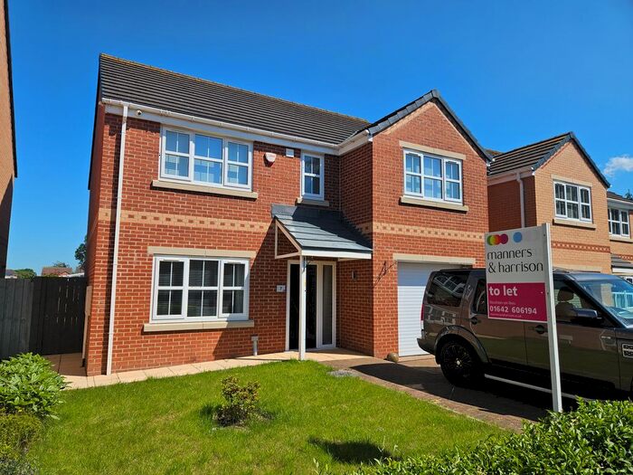 4 Bedroom Detached House To Rent In Cayton Drive, Thornaby, Stockton-On-Tees, TS17