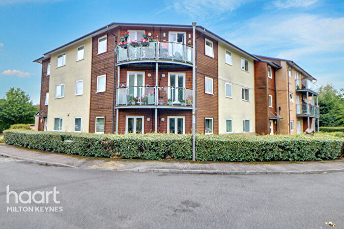 2 Bedroom Apartment For Sale In Pye Bridge End, Broughton, MK10