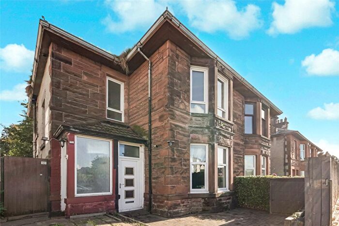 2 Bedroom Flat For Sale In Eckford Street, Tollcross, Glasgow, G32