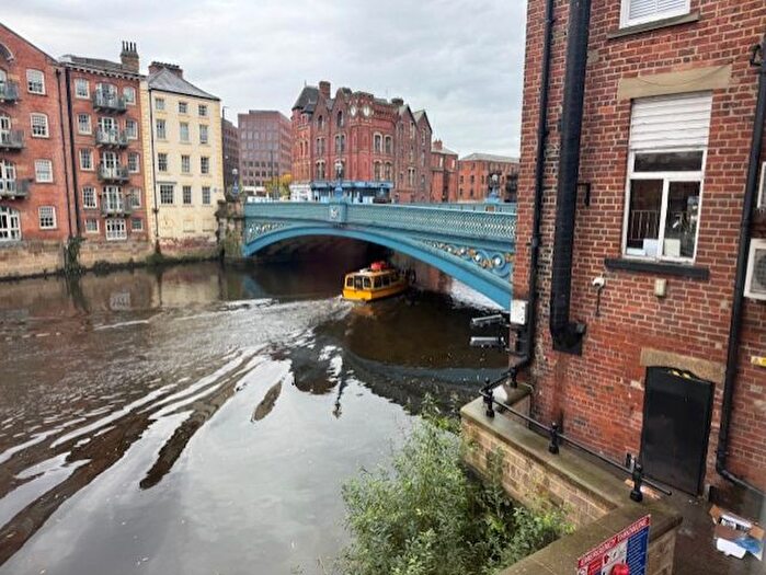 Studio To Rent In Riverside Court, Leeds, LS1