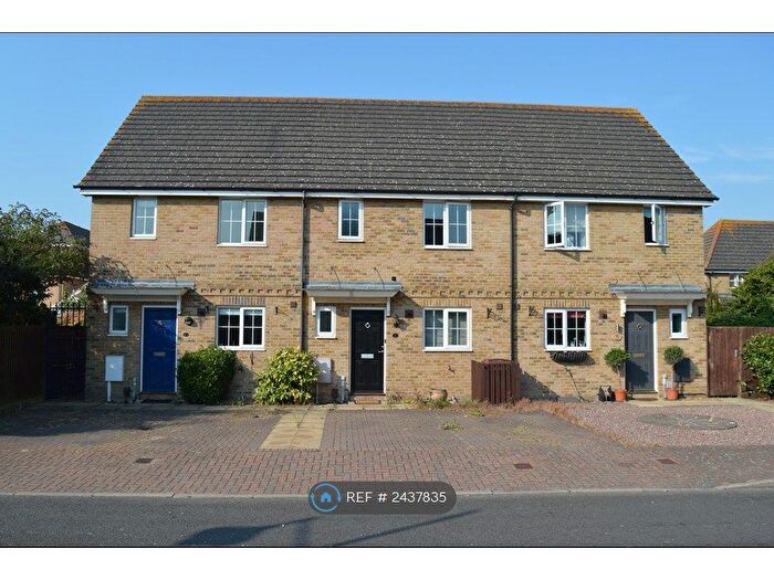 3 Bedroom Terraced House To Rent In The Pintails, St. Marys Island, Chatham, ME4