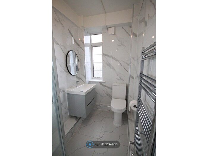 Studio To Rent In Acton House, London, W3