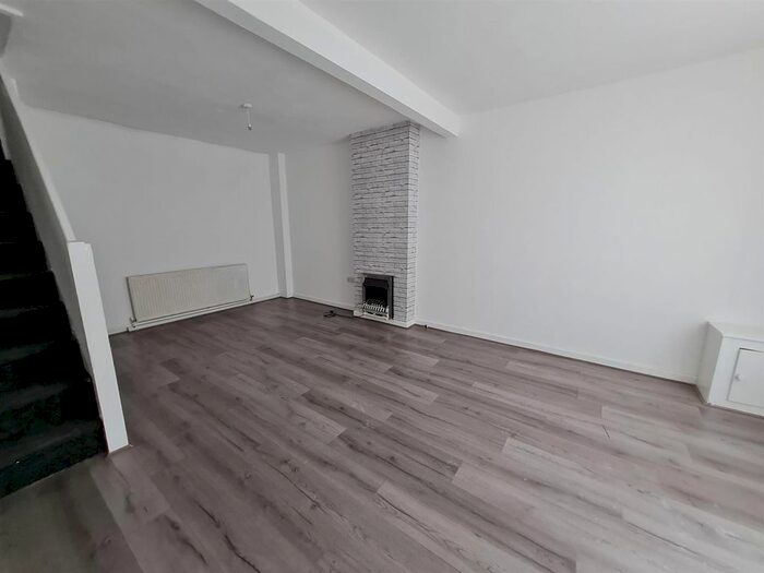 3 Bedroom End Of Terrace House To Rent In Index Street, Liverpool, L4