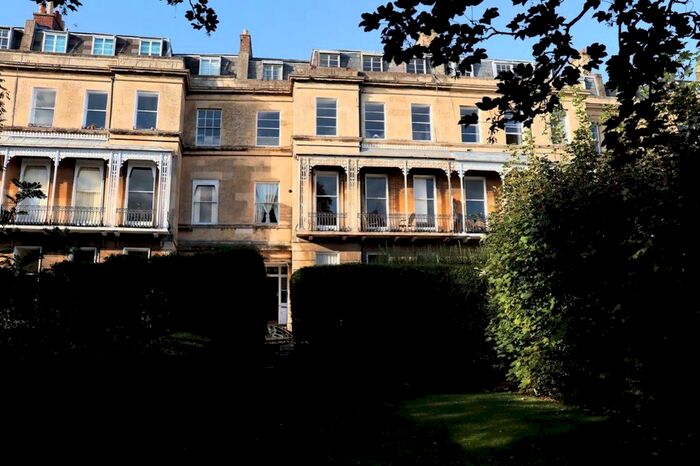 2 Bedroom Flat To Rent In Lansdown Place, Cheltenham, GL50