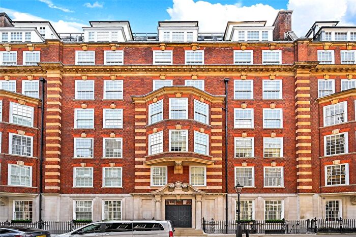 3 Bedroom Flat For Sale In Old Queen Street, London, SW1H